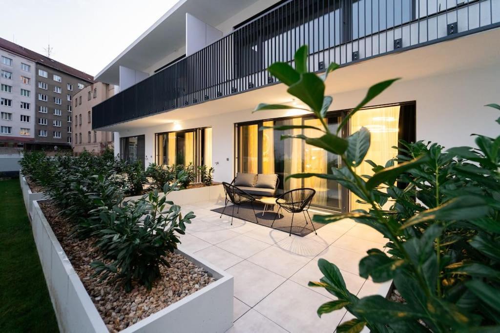 Green Garden Sauna Apartment برنو المظهر الخارجي الصورة